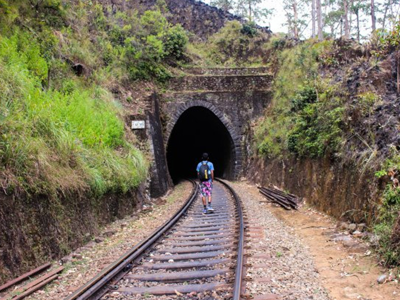 ohiya-railway